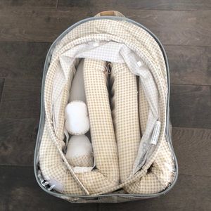 Lullyboo travel bassinet